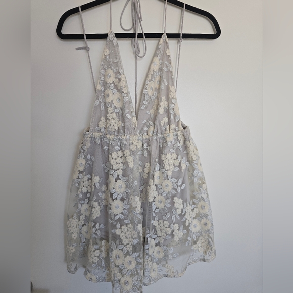 Lucy in the Sky White Floral Mini Dress - Picture 2 of 4